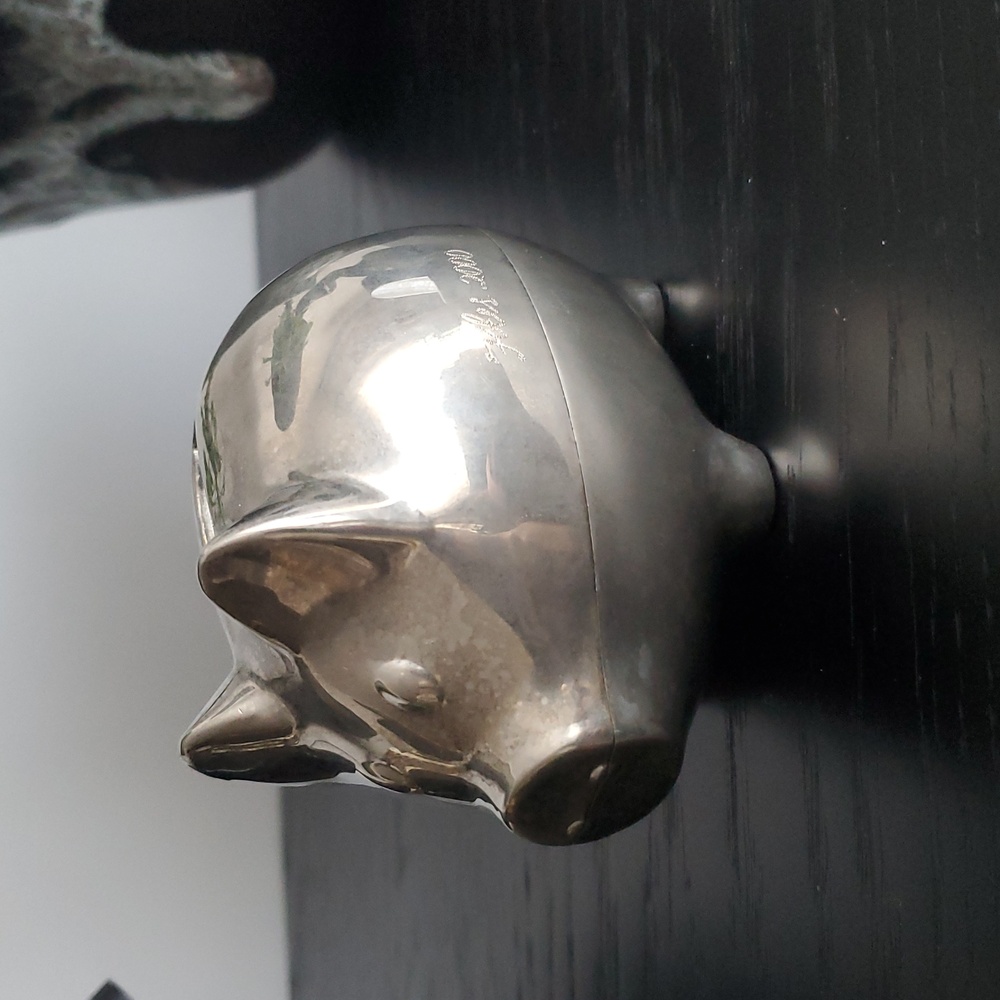 😸 Holt Renfrew Silver Piggy Bank – Y2K Collectible (Personalized “Fêtes 2000”)